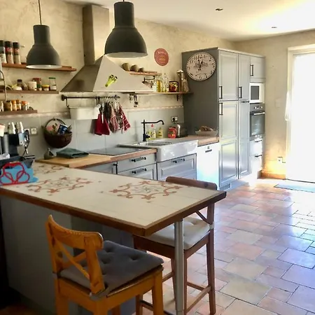 La Provencale فندق مبيت وإفطار