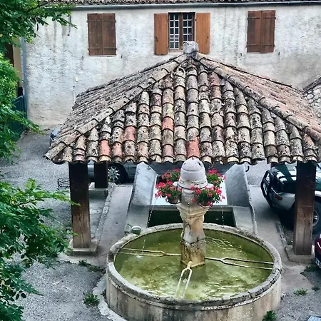 فندق مبيت وإفطار La Provencale *