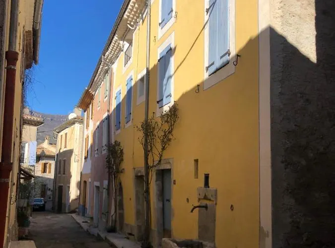 La Provencale Bed and breakfast La Motte-Chalancon
